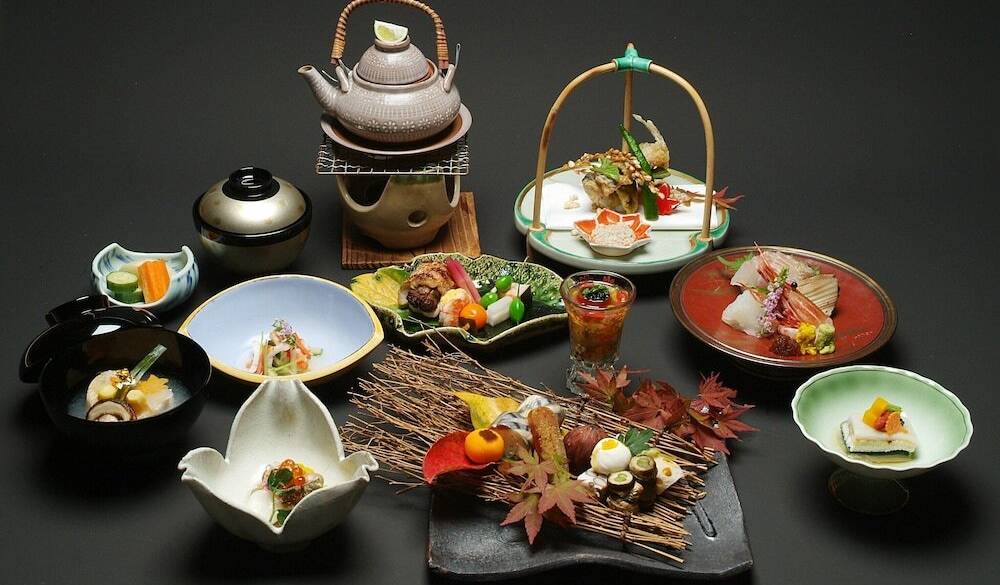 伊豆の山海の幸に舌鼓
心躍るひととき
 / 1