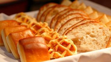 朝食スペース / 13