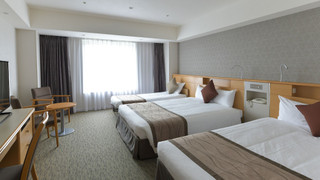 デラックストリプル 西館 (禁煙)