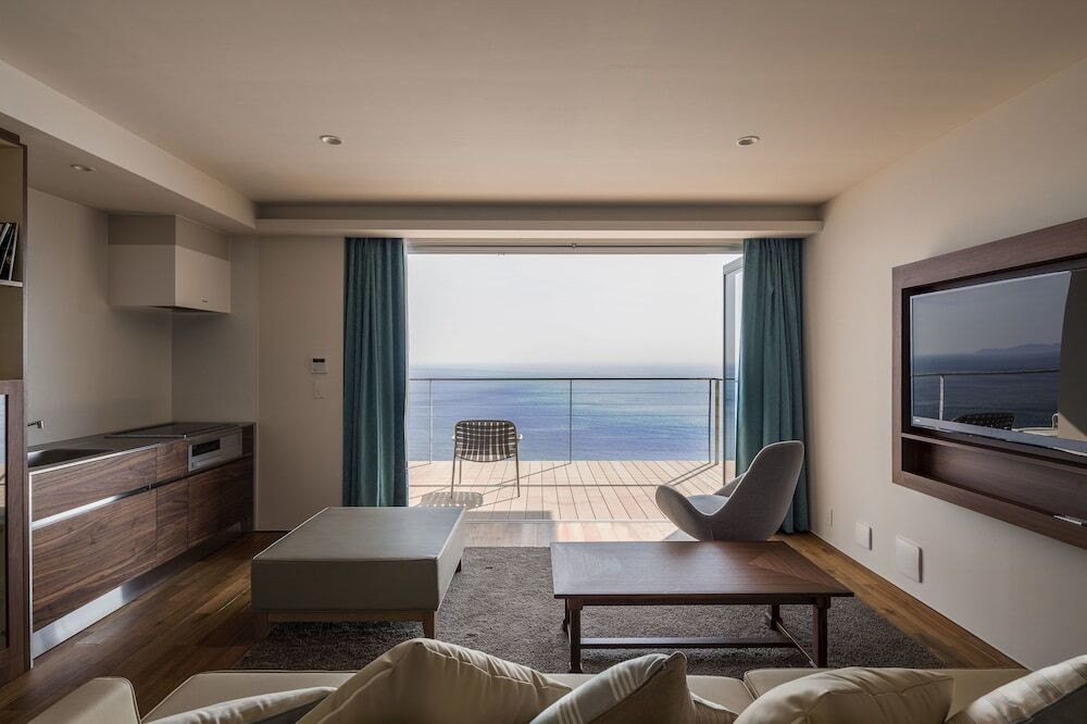 UMITO VOYAGE ATAMI3960608