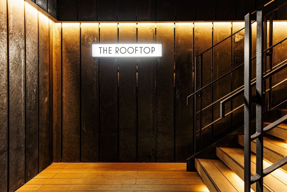 屋上展望デッキ／入口