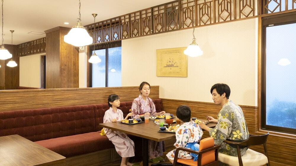 レストラン