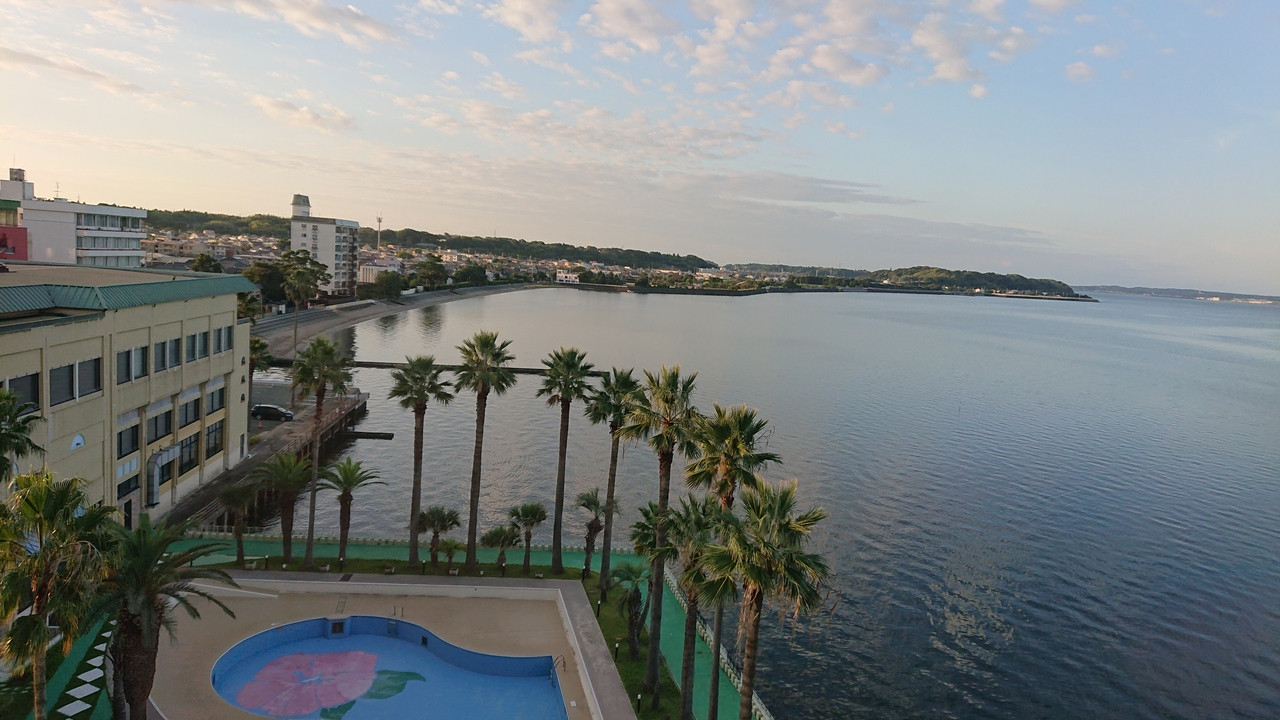客室より、朝の浜名湖