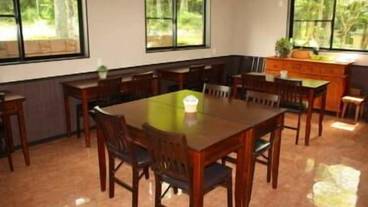 朝食スペース / 5