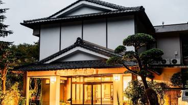 施設の正面 / 1