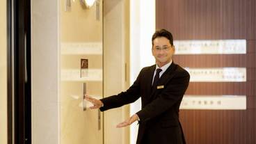 内部エントランス / 2