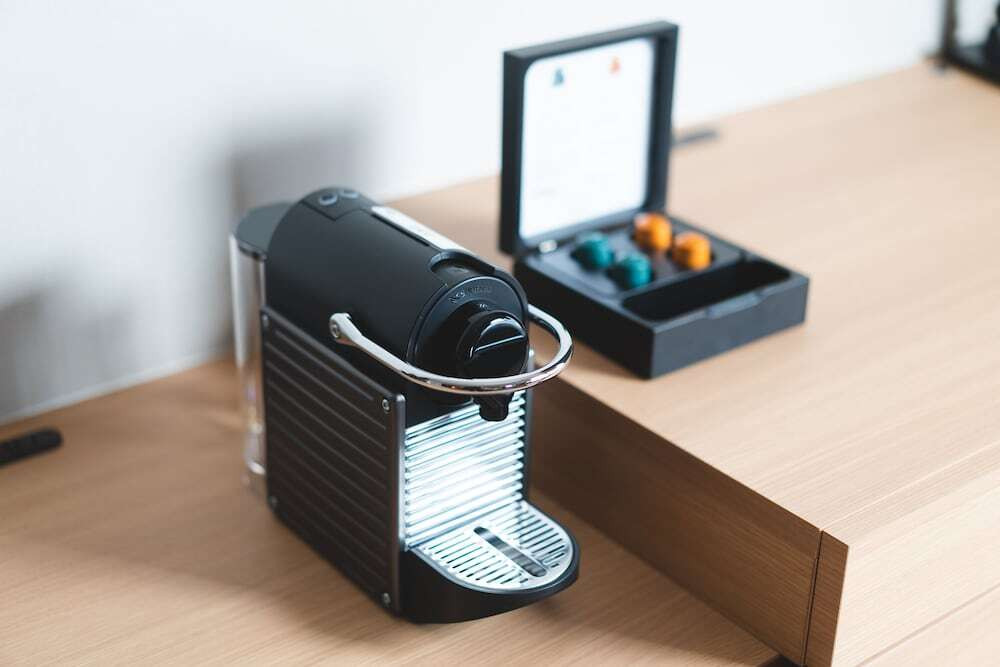 ラグジュアリー客室のエスプレッソマシーン