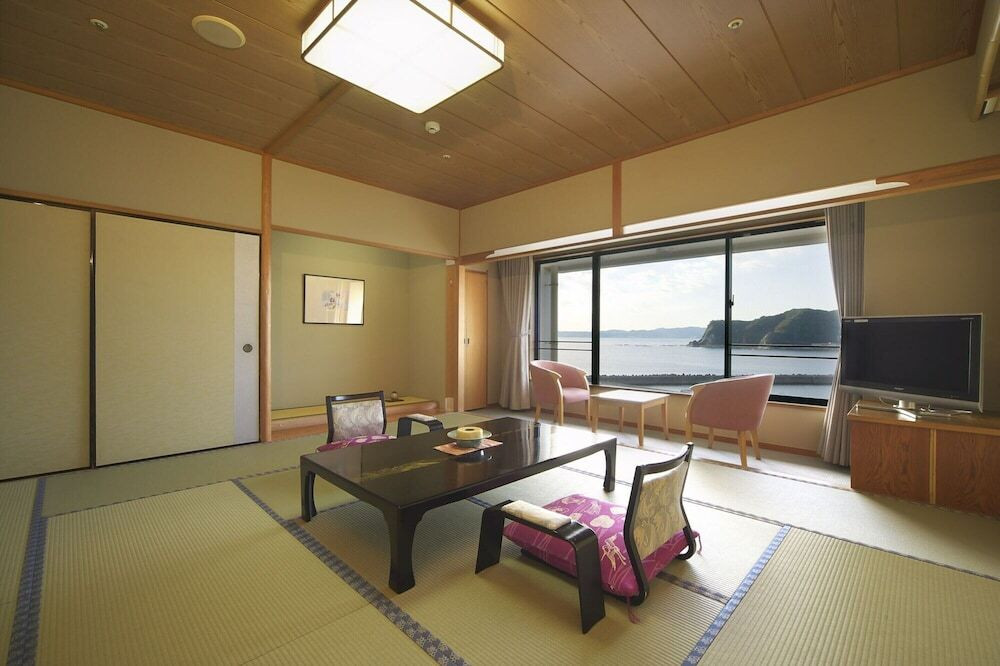 海の見える絶景風呂で非日常を味わう！3434875