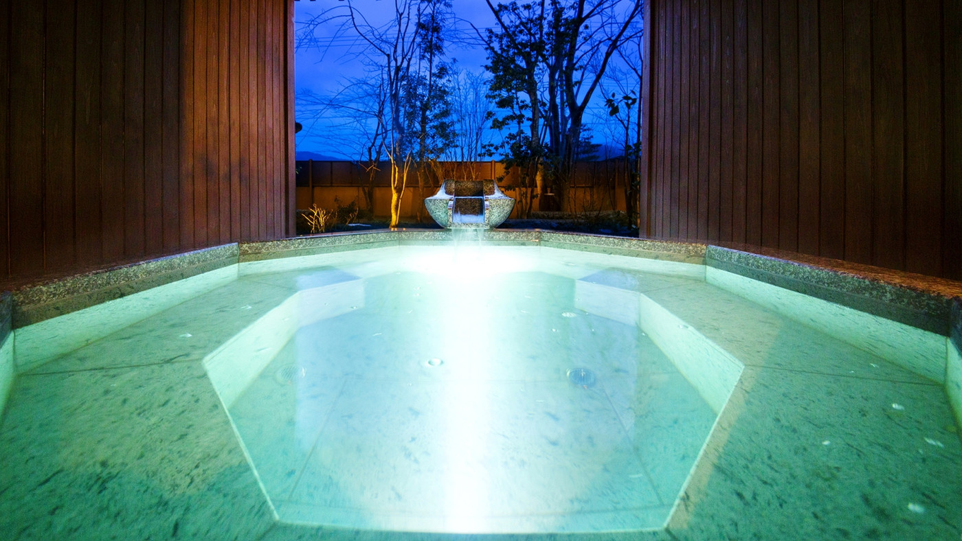 ラグジュアリーなお部屋とアフタヌーンティーで優雅な気分3521566