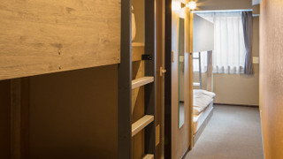 4人部屋　2段ベッド2台