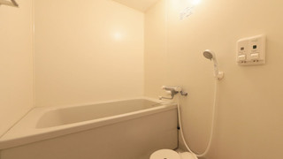 [禁煙] 洋室 (ベッド2台+ソファーベッド2台)/オーシャンビュー