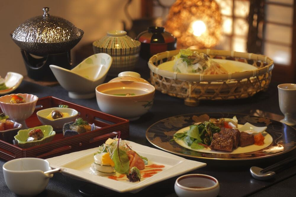 夕食 会席料理一例①