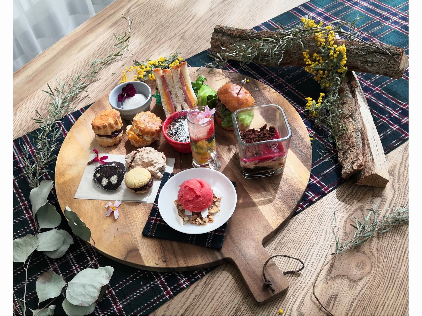 "時代を紡ぐホテル"でナチュラルな温もりに包まれる4261193