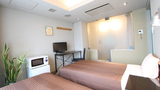 ツインルームシングルサイズベッド 2 台