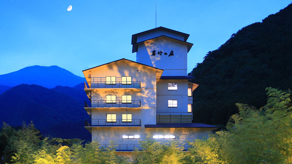 竹に囲まれた静かな空間で楽しむひとり時間3486580