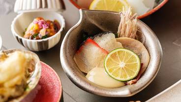 食事・飲み物 / 7