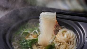 食事・飲み物 / 4