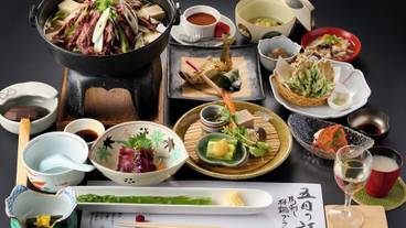 食事・飲み物 / 4