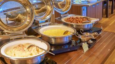 食事・飲み物 / 2