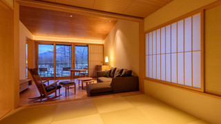 水の間 (6歳以上は有料, 最大4名様) 禁煙