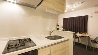 デラックス アパートメント