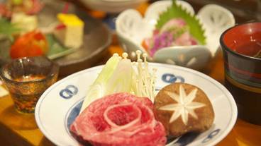 食事・飲み物 / 1