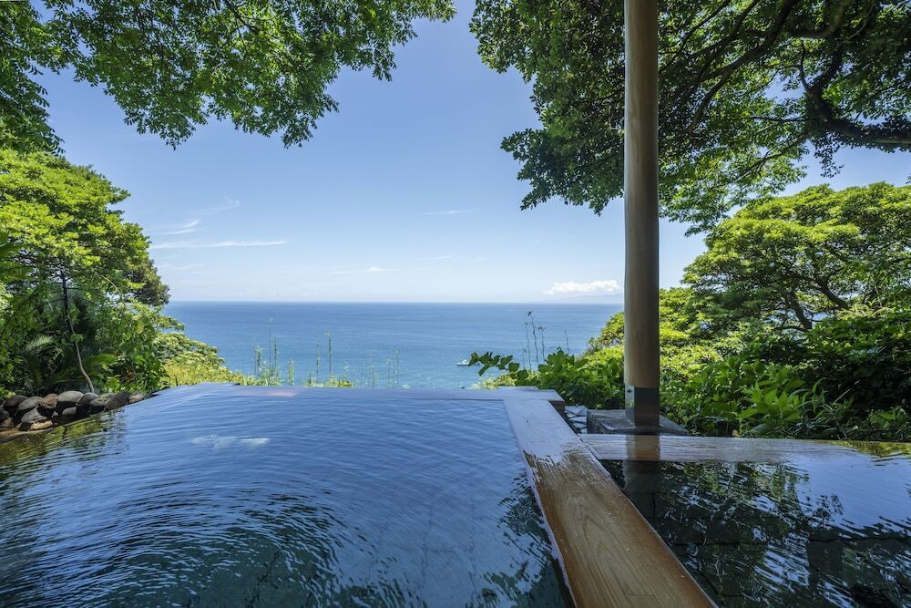 インフィニティ温泉で、心と身体に最高の癒しを3572018