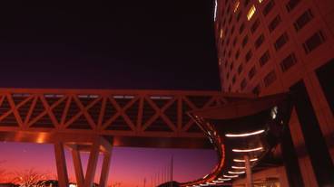 施設の入り口 / 33