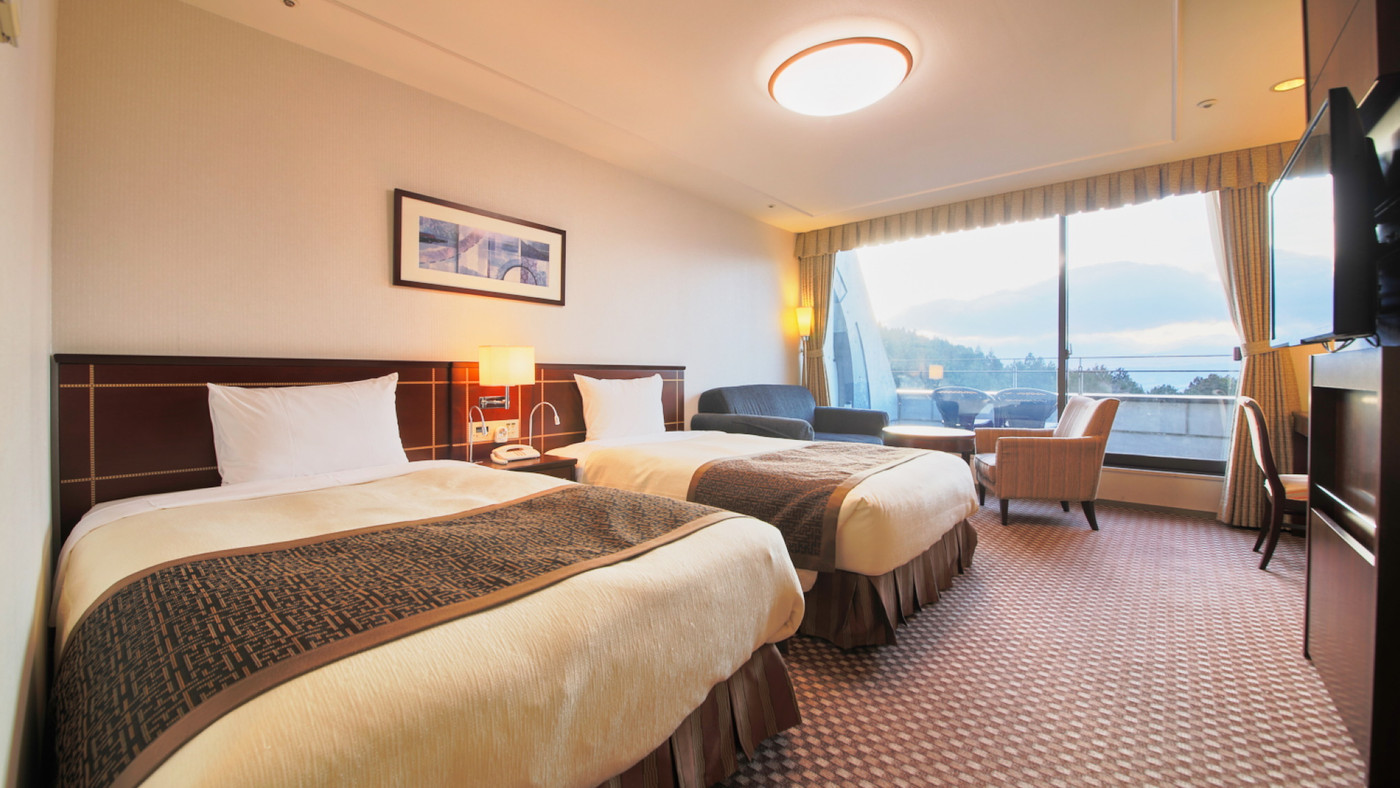 高台からの眺望と絶品ジャパニーズフレンチに心満たされる3996722