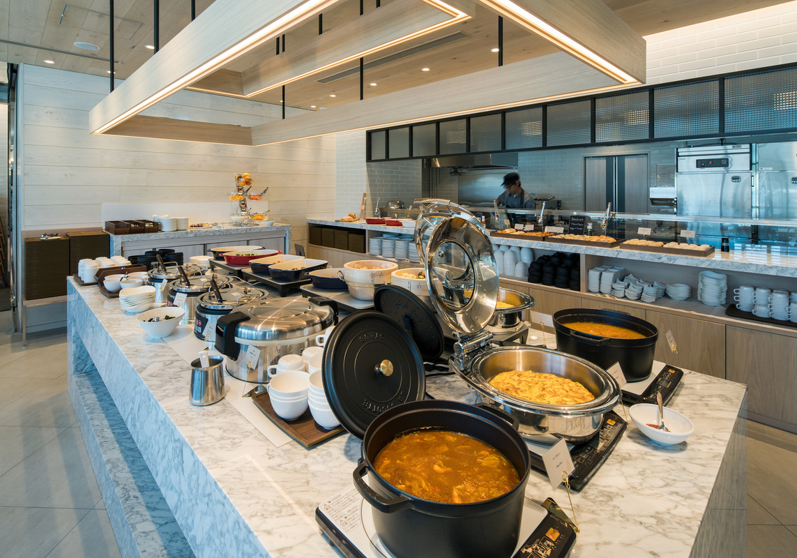 朝食ビュッフェの料理