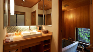 本館 108号室 甲東 露天風呂付き和洋室 禁煙