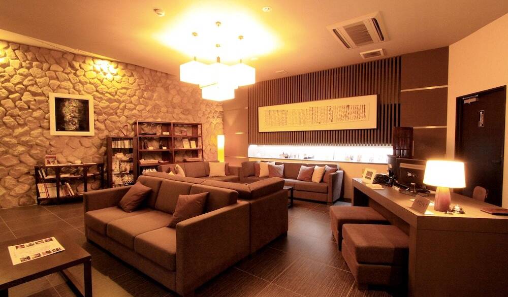 新館 月ノ想 ロビー② / 3