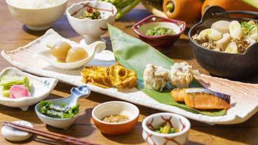 朝食ビュッフェ / 3