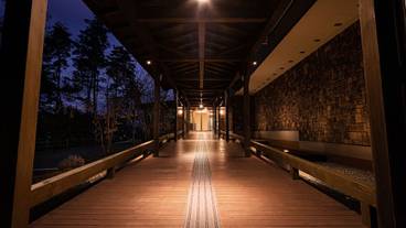 内部エントランス / 2