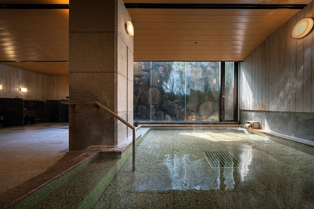 観光拠点にも◎テラスや客室から宮島の絶景を一望できる宿3982798