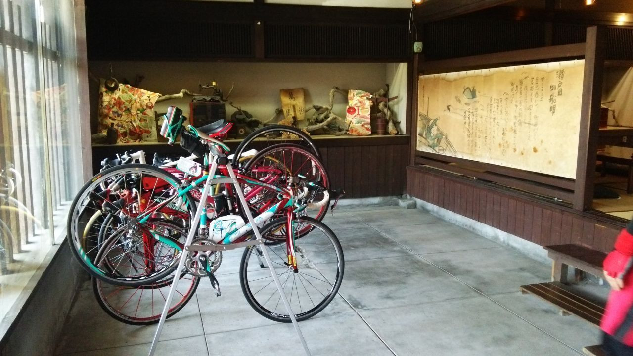 「自転車カフェ＆バー 汐待亭」内観 18951 