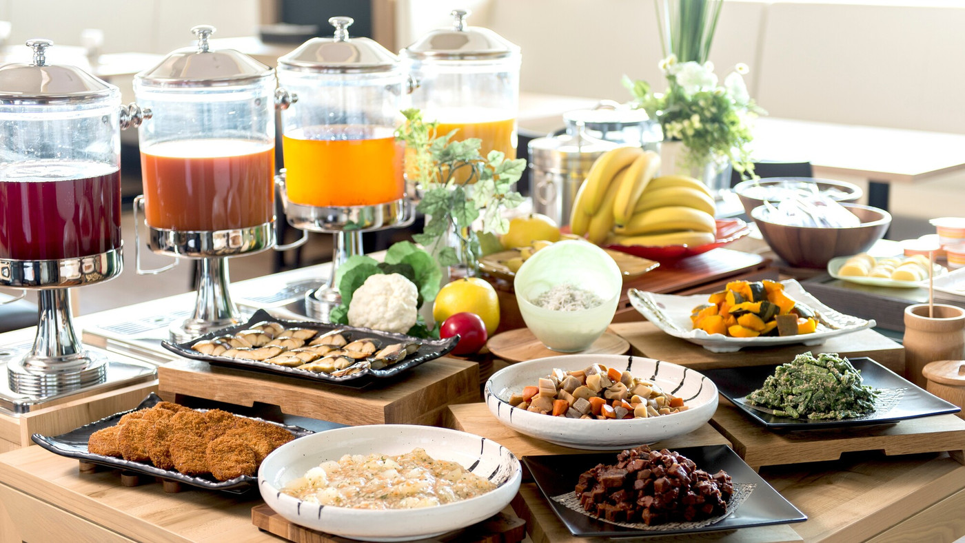 駅直結で超便利！新鮮野菜のサラダと50種類以上のビュッフェ朝食3952976