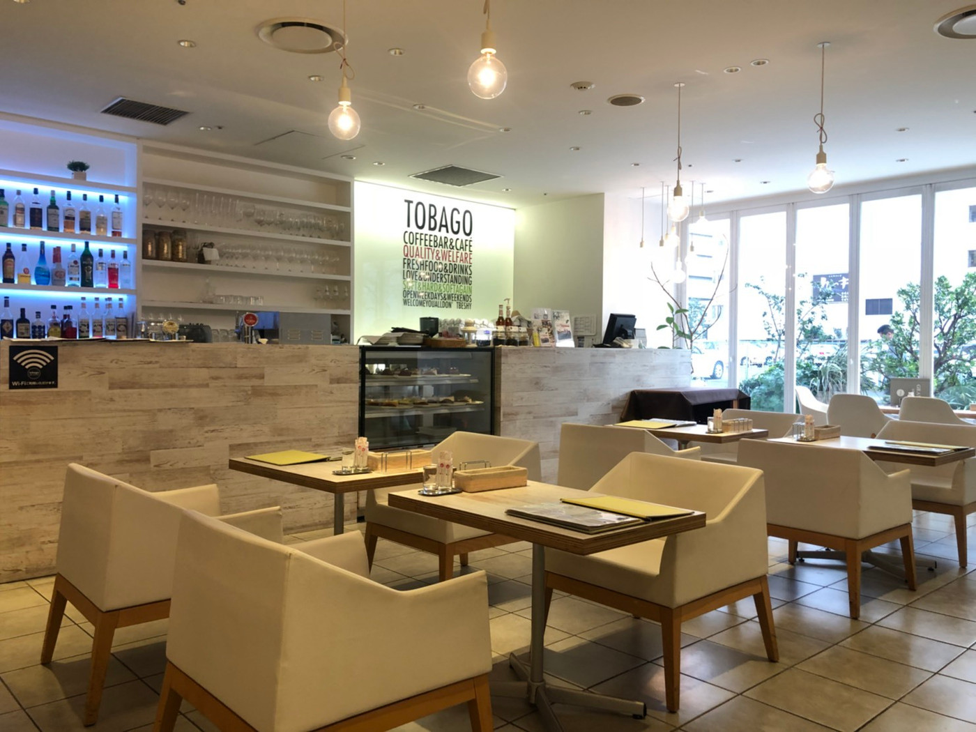 オシャレな空間で、気分に合わせて和洋中の朝食がとれる1997286