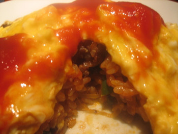 「洋食 泉」料理 31791 オムライス断面