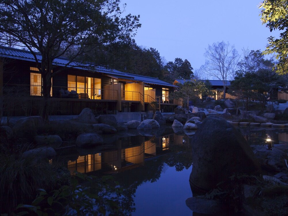 月を愛でる静寂の離れ宿で極上のくつろぎを3401593