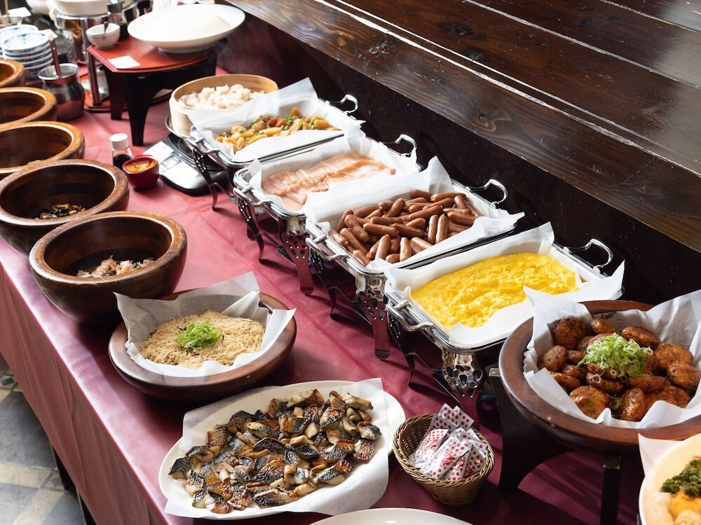朝食
