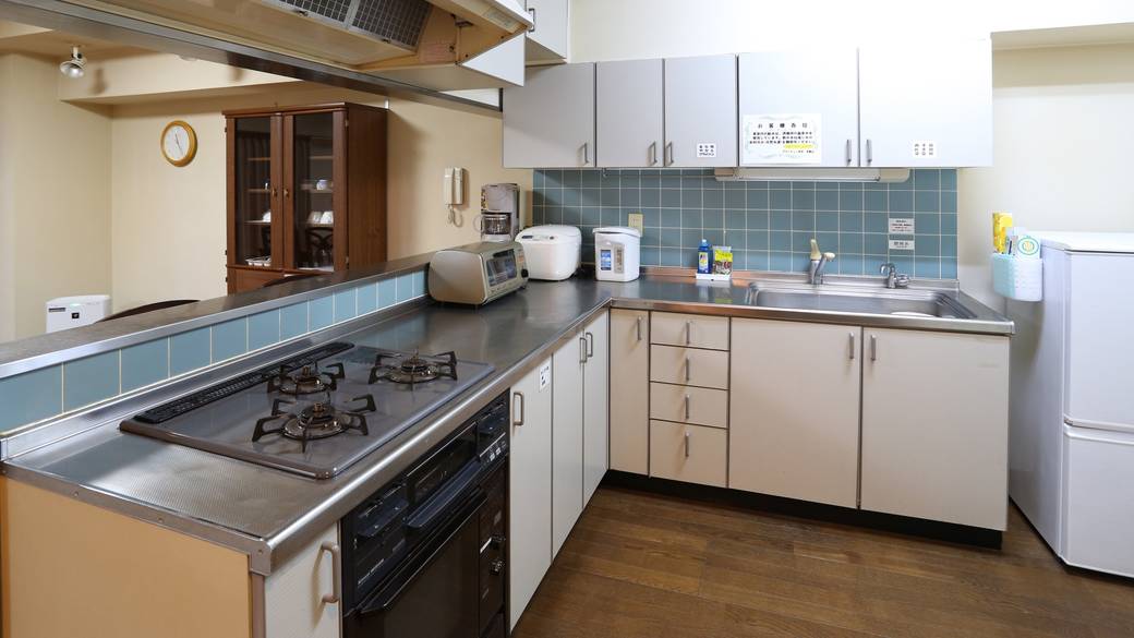 食材を買い込んで
お部屋でパーティー / 1