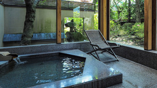 聚楽 中庭側 ベッド2台 + 布団6組(6歳以上のみ)