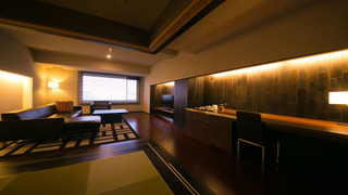 スイート (with Hot Spring Bath)