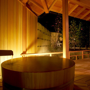 おもてなしと美食を堪能。日本を代表する名旅館3558170