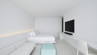 デラックス ルーム キングベッド 1 台 プライベートプール オーシャンビュー