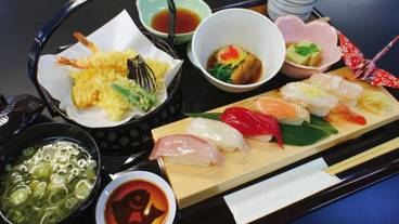 食事・飲み物 / 6