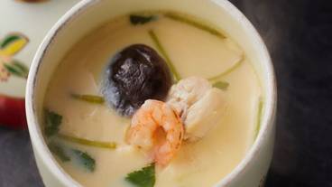 食事・飲み物 / 3