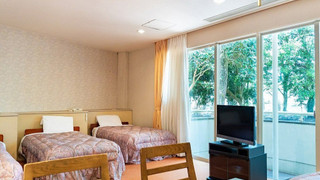 (ペット同伴不可)グループタイプA 喫煙可 (3歳以下のお子様は添い寝となり無料の為, 検索時の予約人数に含めないで下さい)