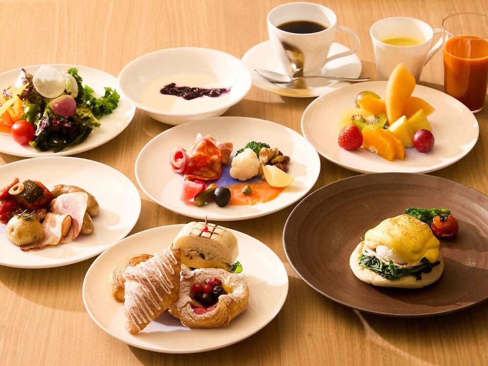 ゆっくり派には和定食、食いしん坊さんは洋ビュッフェ♪4773570
